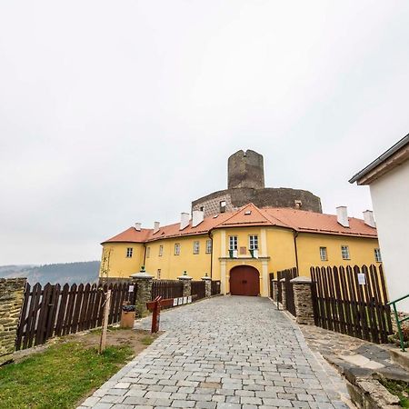 Penzion Hradu Svojanov Svojanov  Екстер'єр фото
